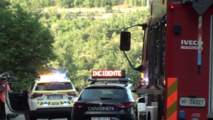 carabinieri scritta incidente