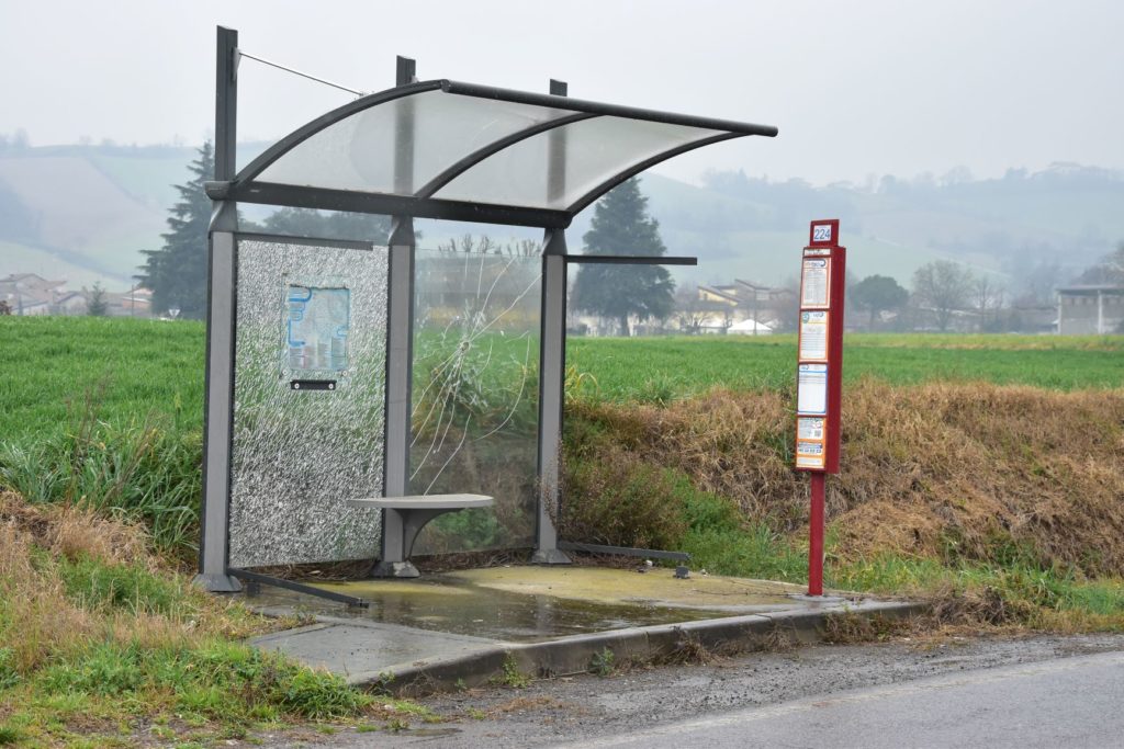 pensilina rotta provincia lesignano