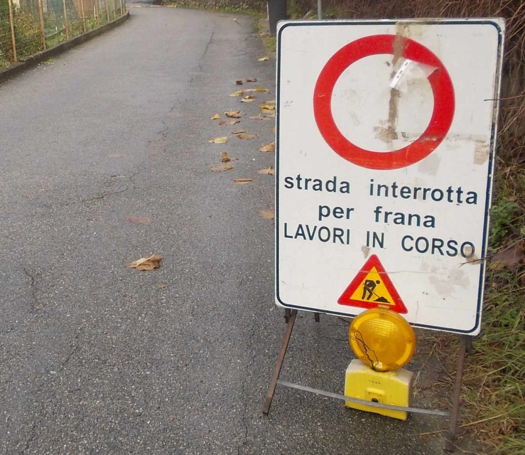 Cartello-strada-chiusa