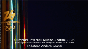 Fiaccola Olimpica MILANO-CORTINA 2026 Tedoforo Andrea Grossi passaggio San Prospero-Parma 8-1-2026